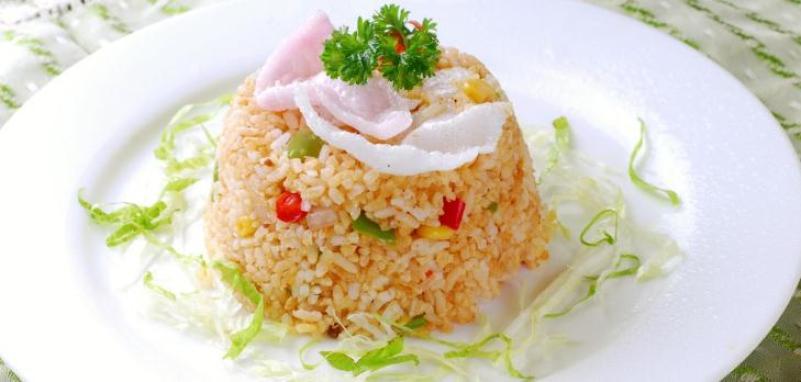 巴宝港式铁板炒饭